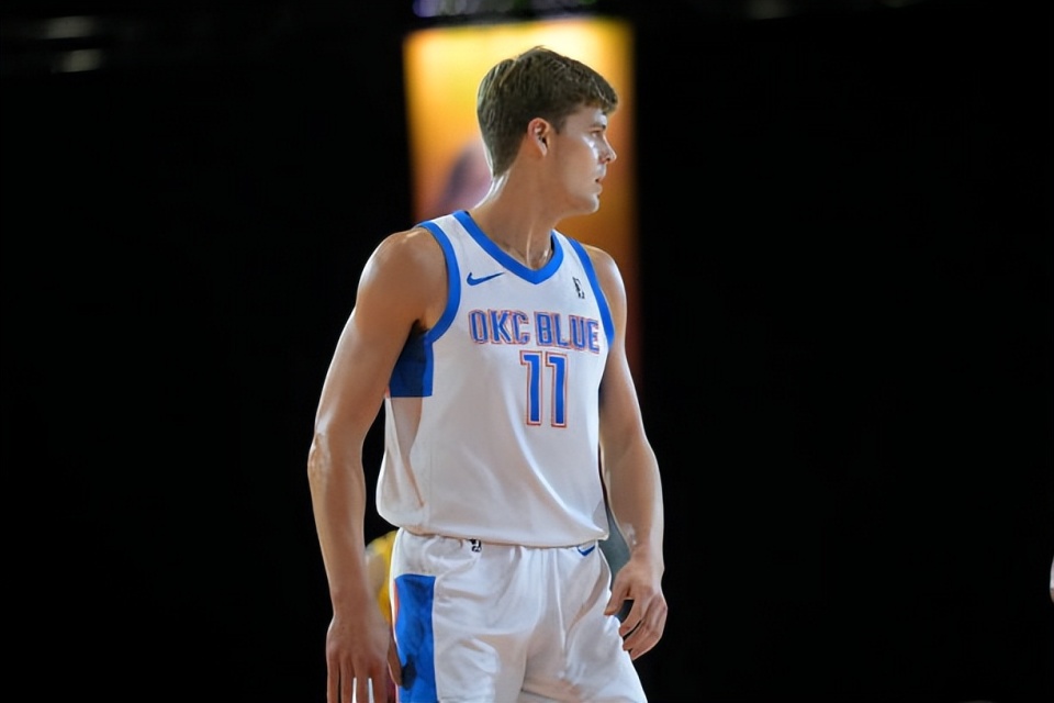 爱游戏平台-包含CBA常规赛赛前走向成谜；俄克拉荷马雷霆扳平良机；管理层满意；纪律约束更严格的词条